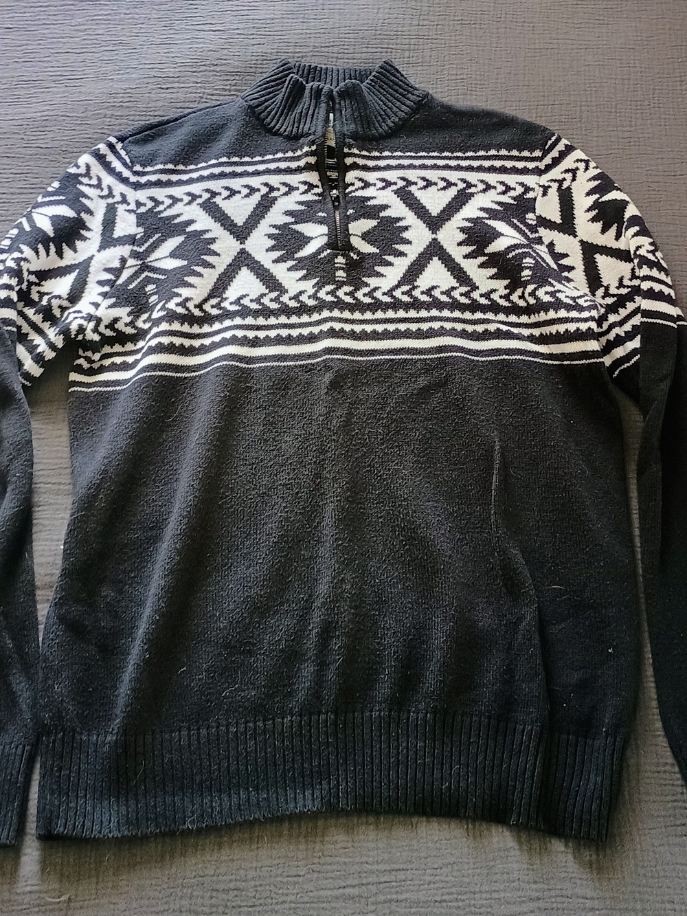 urban pipeline Black and White Zip Mock-Neck Nordic Sweater XL